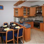 Apartment By The Sea - 1089 Rogoznica (Sibenik-Knin)