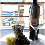 Apartment By The Sea - 1089 Rogoznica (Sibenik-Knin)