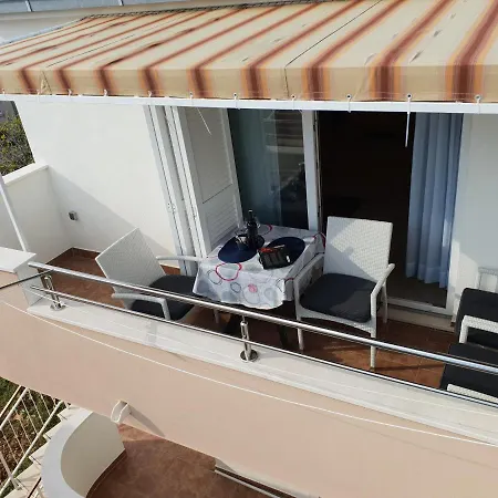 Apartamento By The Sea - 1089