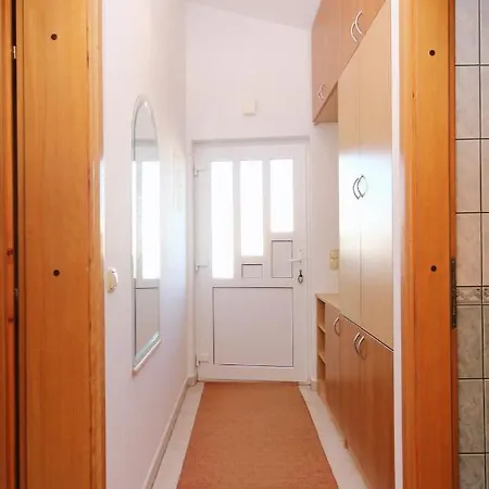 By The Sea - 1089 Apartment