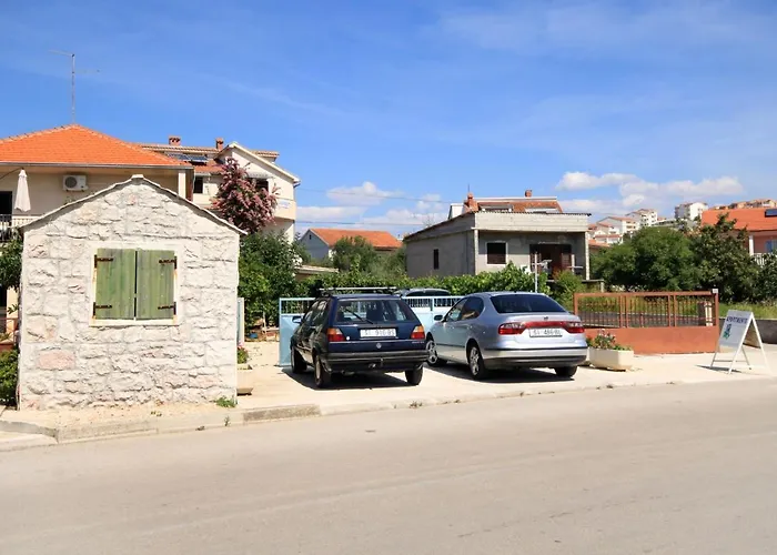 Appartement By The Sea - 1089 *